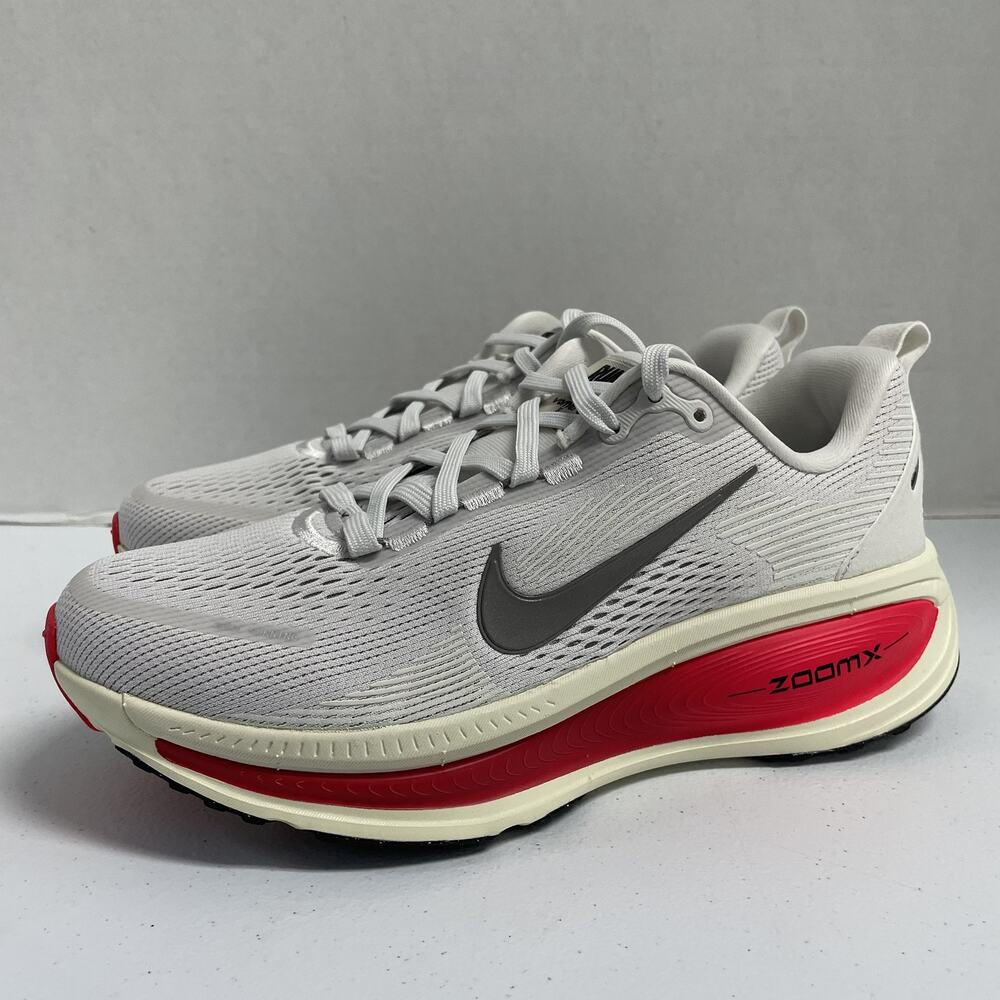 Nike Vomero 18 Platinum Tint Siren Red HM6803 001 Size 6.5 Men Size 8 Women Run